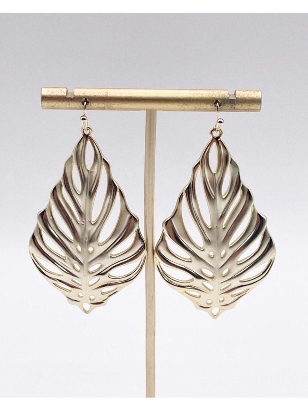 Kendra Scott Gold Tone Leaf Dangle/Drop Statement Earrings